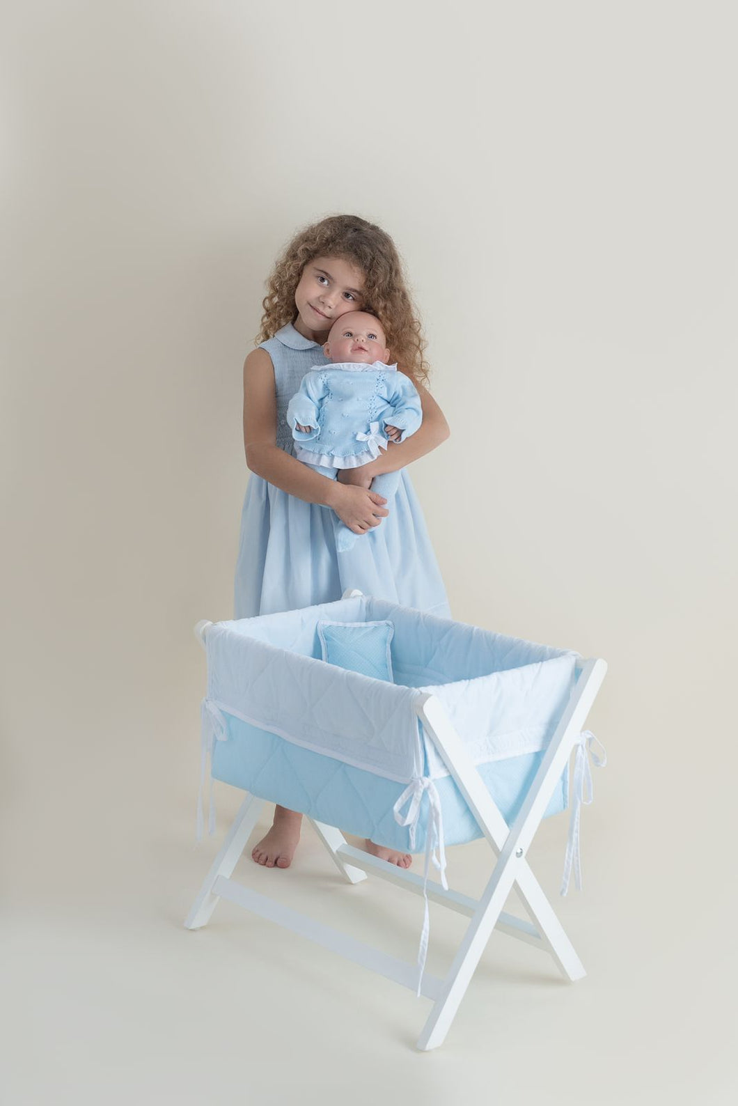 CUNA AZUL Y BLANCO